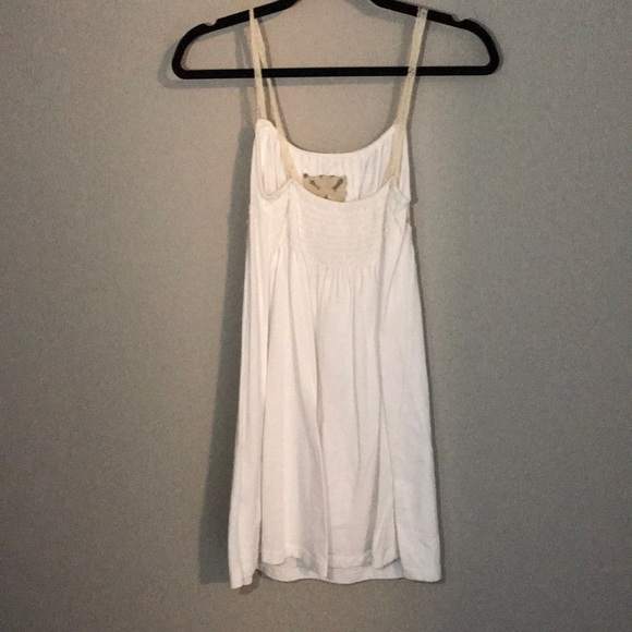 White embroidered summer dress - Picture 3 of 3